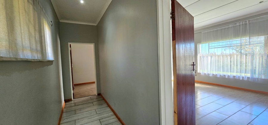 To Let commercial Property for Rent in Bloemfontein Rural Free State
